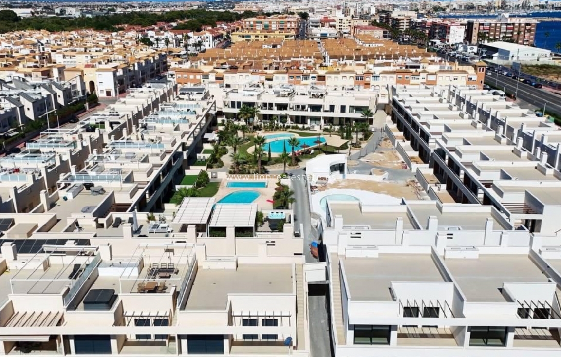 Перепродажа - Квартира / квартира - Torrevieja - La Veleta