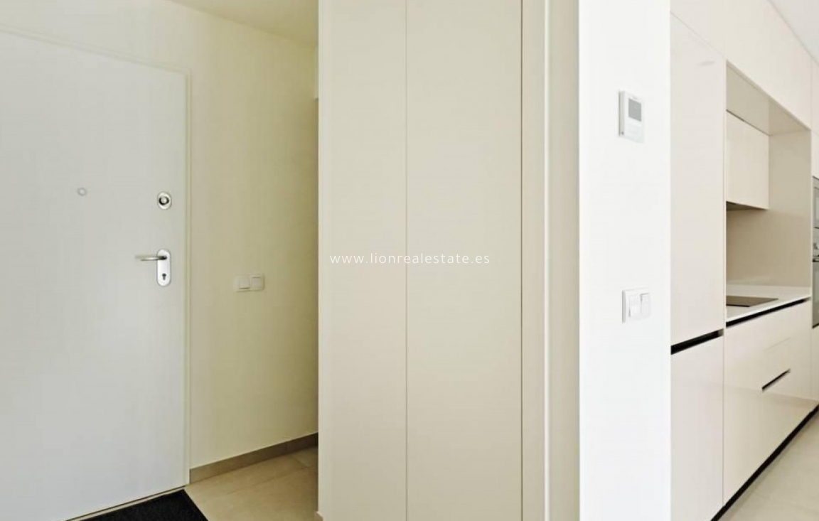 Перепродажа - Квартира / квартира - Torrevieja - La Veleta