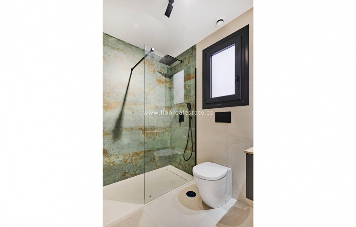 Перепродажа - Квартира / квартира - Torrevieja - La Veleta