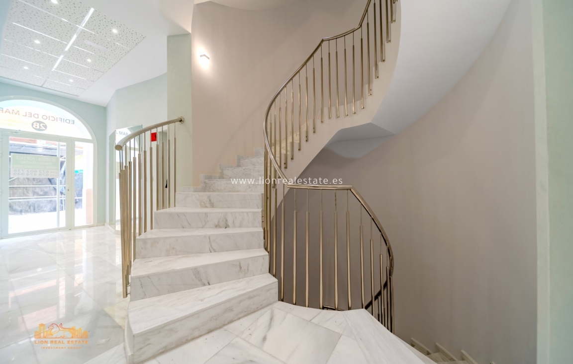 Перепродажа - Квартира / квартира - Torrevieja - Los Locos