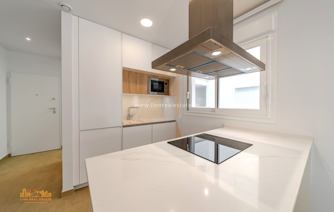 Перепродажа - Квартира / квартира - Torrevieja - Los Locos