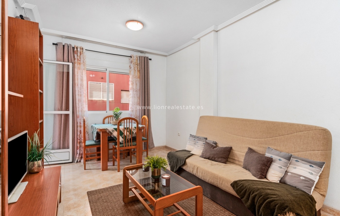 Перепродажа - Квартира / квартира - Torrevieja - Parque de las Naciones