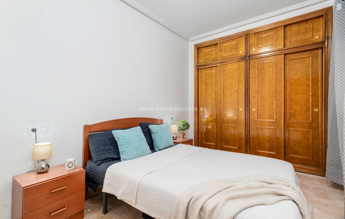 Перепродажа - Квартира / квартира - Torrevieja - Parque de las Naciones