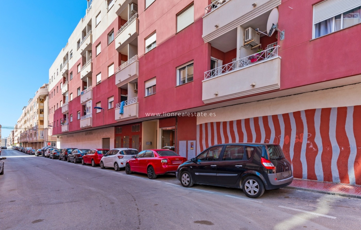 Перепродажа - Квартира / квартира - Torrevieja - Parque de las Naciones