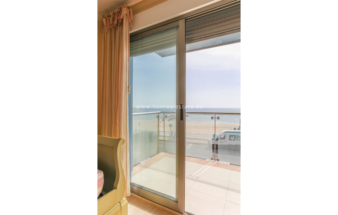 Перепродажа - Квартира / квартира - Torrevieja - Playa de los Locos