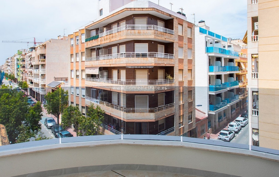 Перепродажа - Квартира / квартира - Torrevieja - Playa del Cura