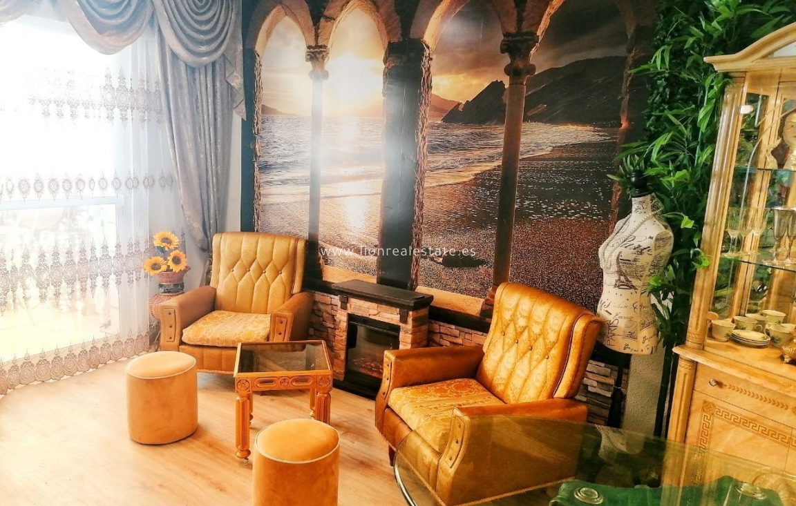 Перепродажа - Квартира / квартира - Torrevieja - Playa del cura