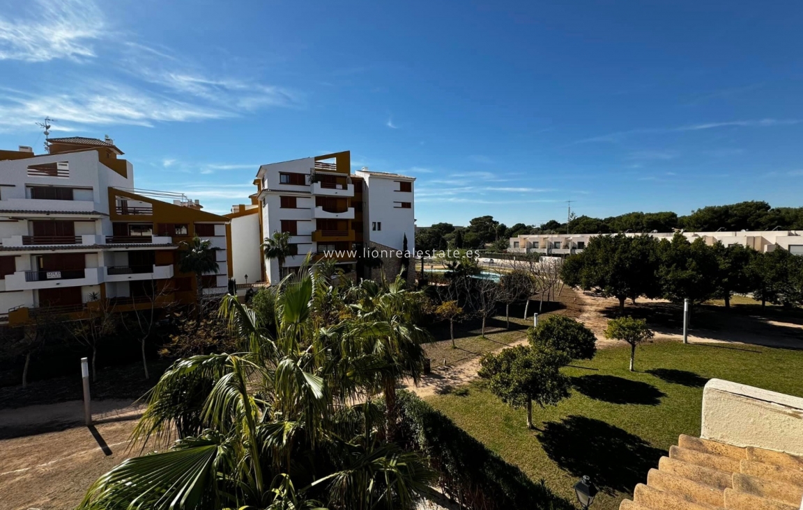 Перепродажа - Квартира / квартира - Torrevieja - Punta Prima