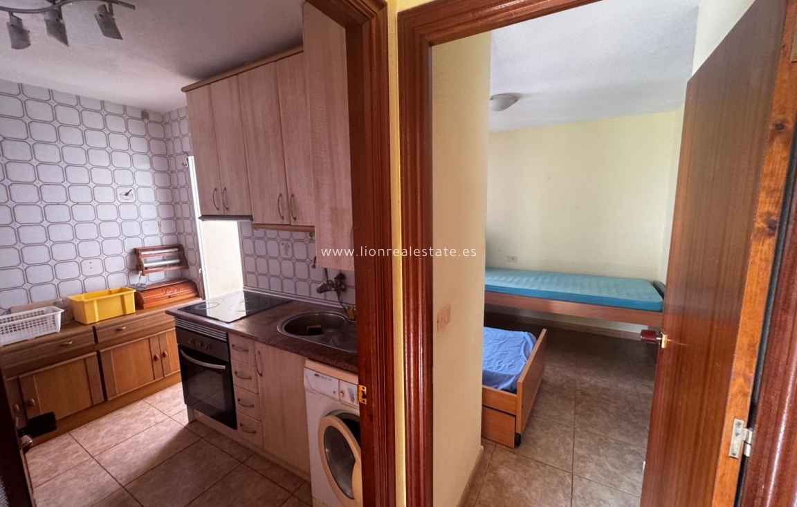 Перепродажа - Квартира / квартира - Torrevieja - Punta Prima