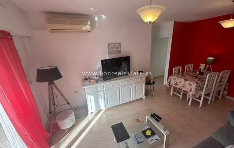 Перепродажа - Квартира / квартира - Torrevieja - Punta Prima