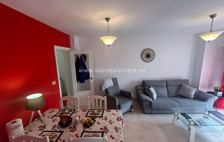 Перепродажа - Квартира / квартира - Torrevieja - Punta Prima