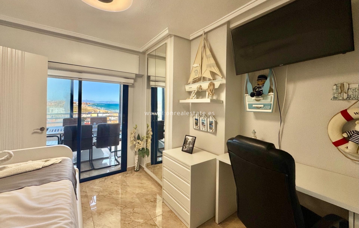 Перепродажа - Квартира / квартира - Torrevieja - Torre la mata