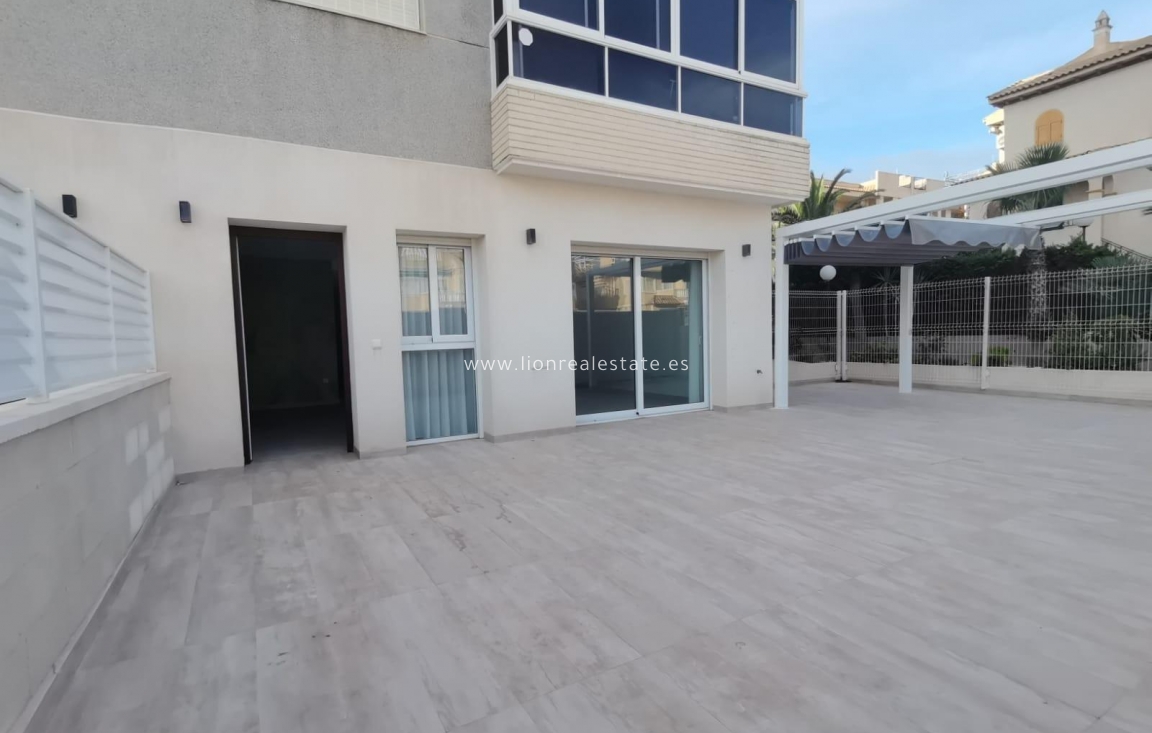 Перепродажа - Квартира / квартира - Torrevieja - Torreblanca