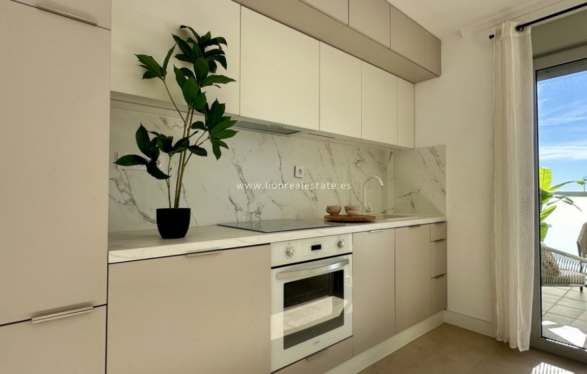 Перепродажа - Квартира / квартира - Torrevieja