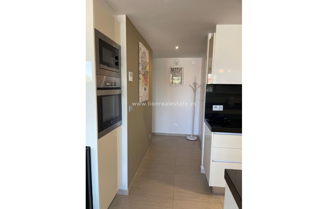Перепродажа - Нулевой - Orihuela Costa - Punta Prima