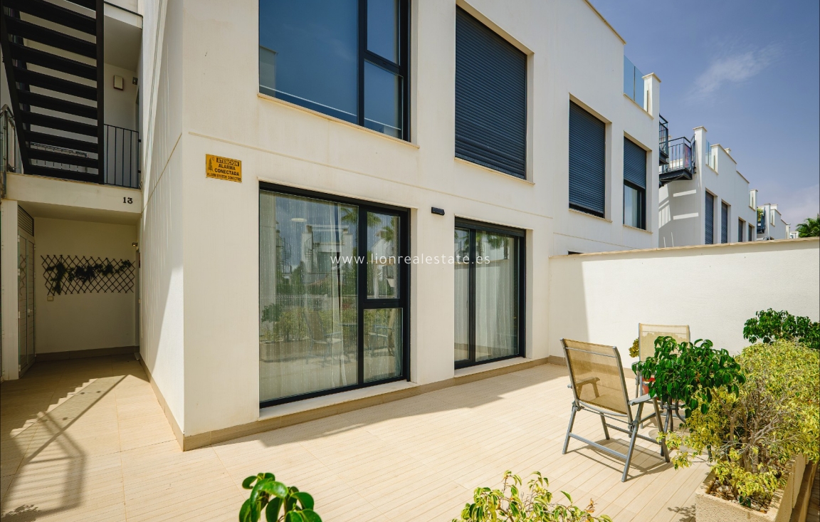 Перепродажа - Нулевой - Orihuela Costa - Punta Prima