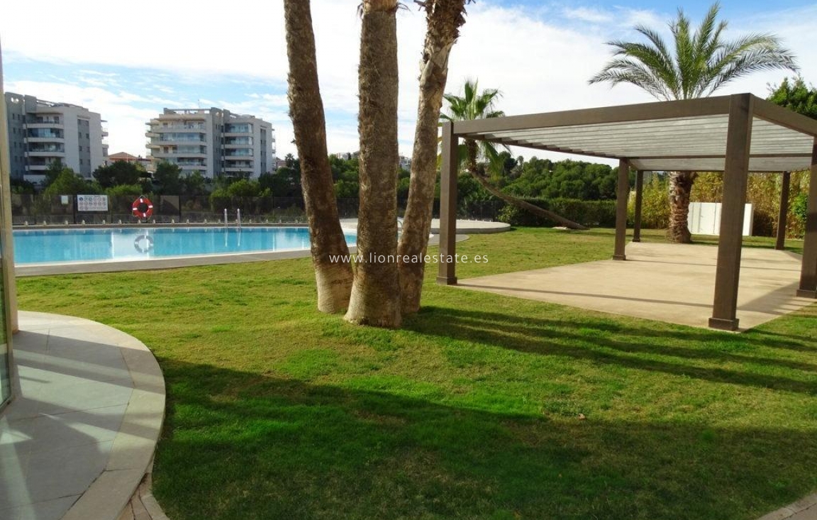 Перепродажа - Пентхаус - Orihuela Costa - Villamartin