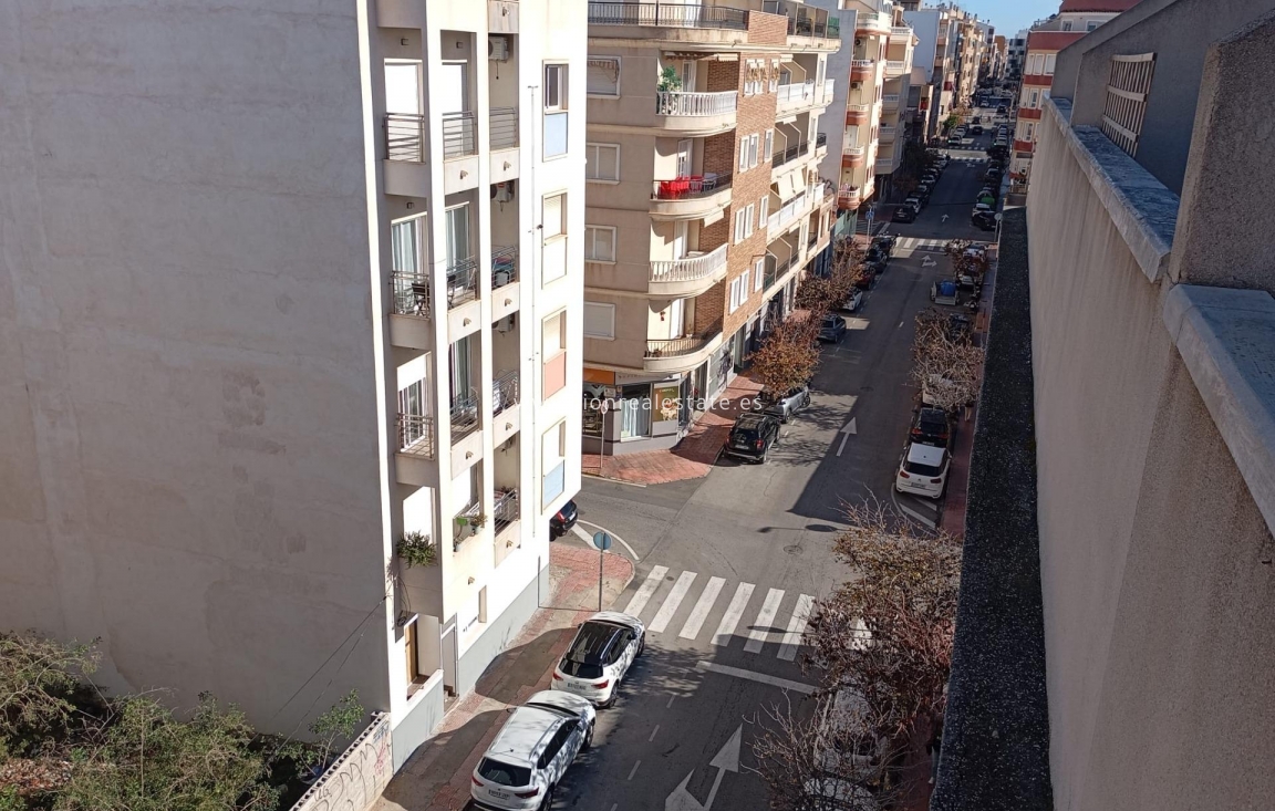 Перепродажа - Пентхаус - Torrevieja