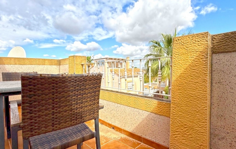 Перепродажа - Semi Detached Villa - Orihuela Costa - Los Altos