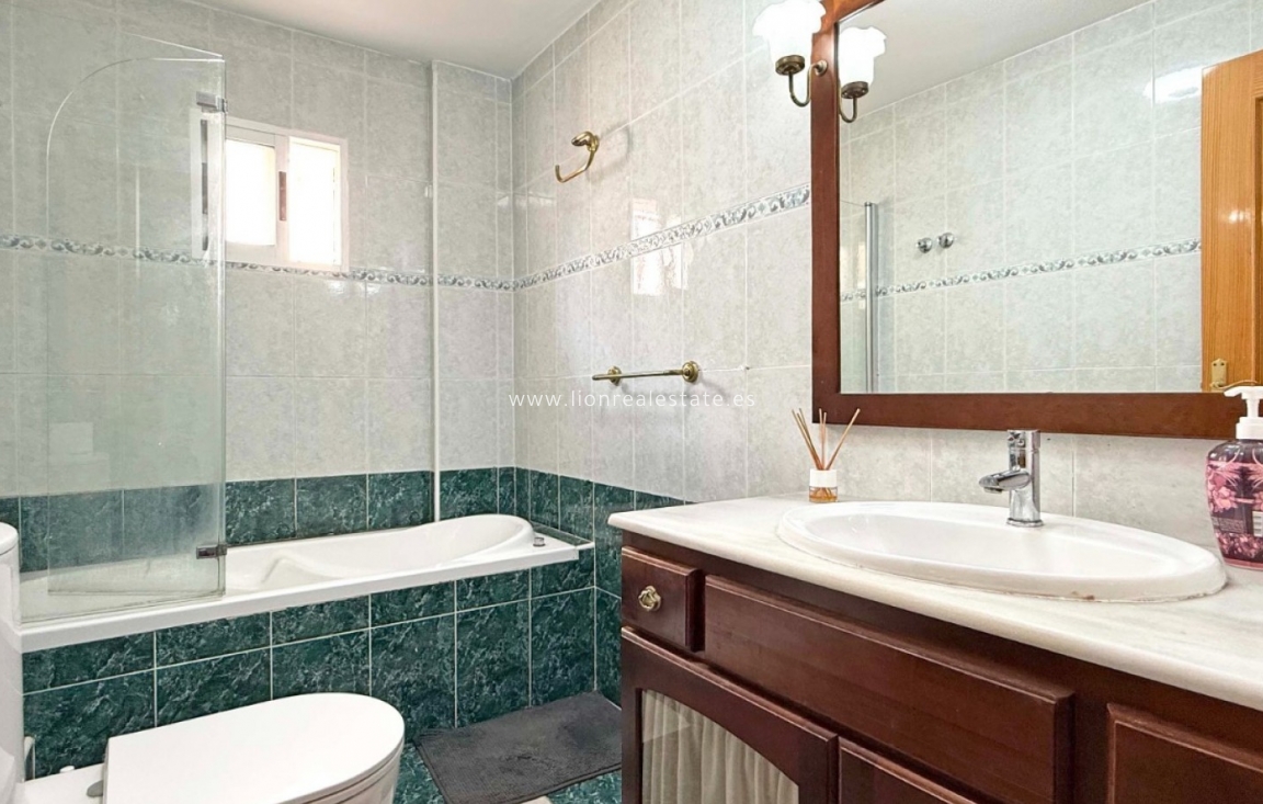 Перепродажа - Semi Detached Villa - Orihuela Costa - Los Altos