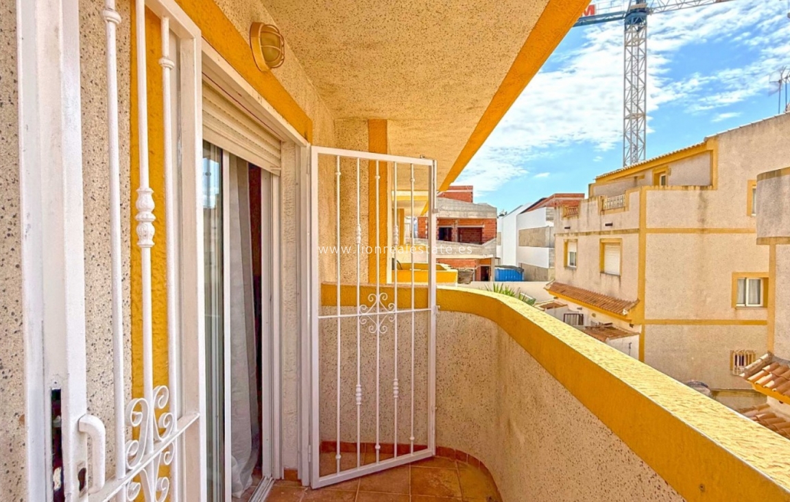 Перепродажа - Semi Detached Villa - Orihuela Costa - Los Altos