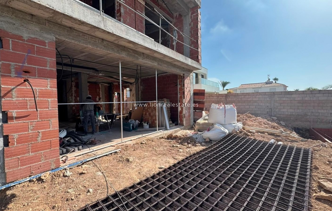 Перепродажа - Шале - Orihuela Costa - La Zenia