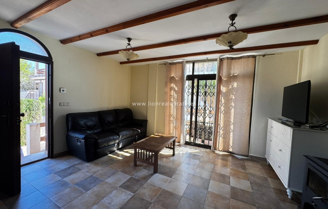 Перепродажа - Шале - Orihuela Costa - Villamartín