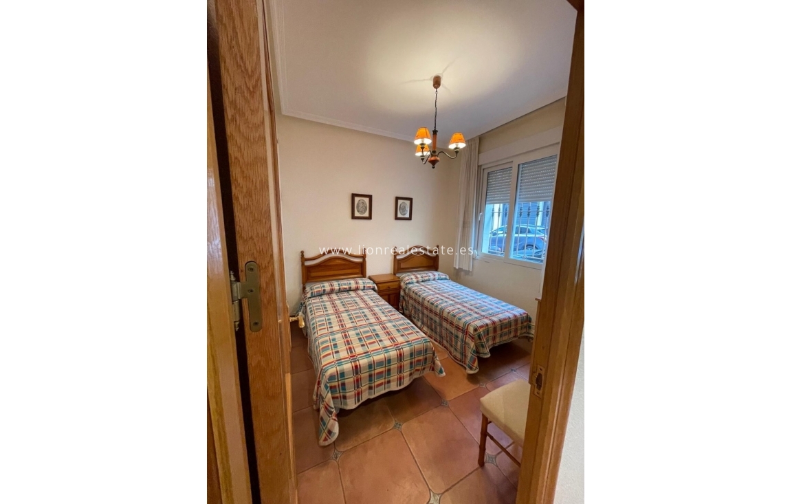 Перепродажа - Шале - Torrevieja - Playa del Cura