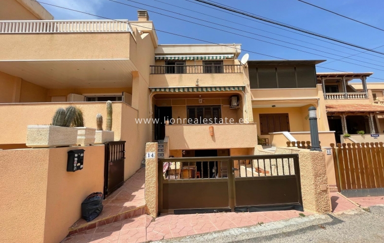 Перепродажа - Terraced house - Torrevieja - Torre la mata