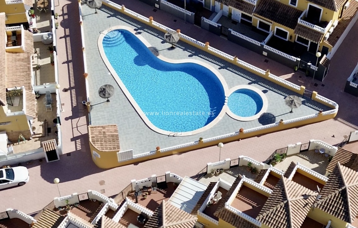 Перепродажа - Town House - Orihuela Costa - La Florida