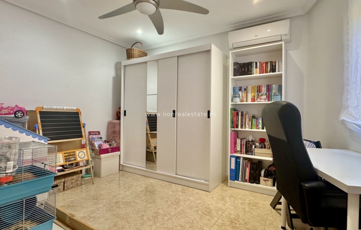 Перепродажа - Town House - Orihuela Costa - La Florida