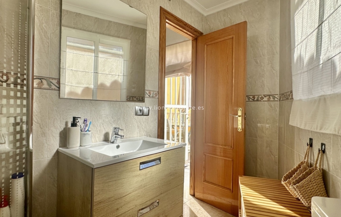 Перепродажа - Town House - Orihuela Costa - La Florida