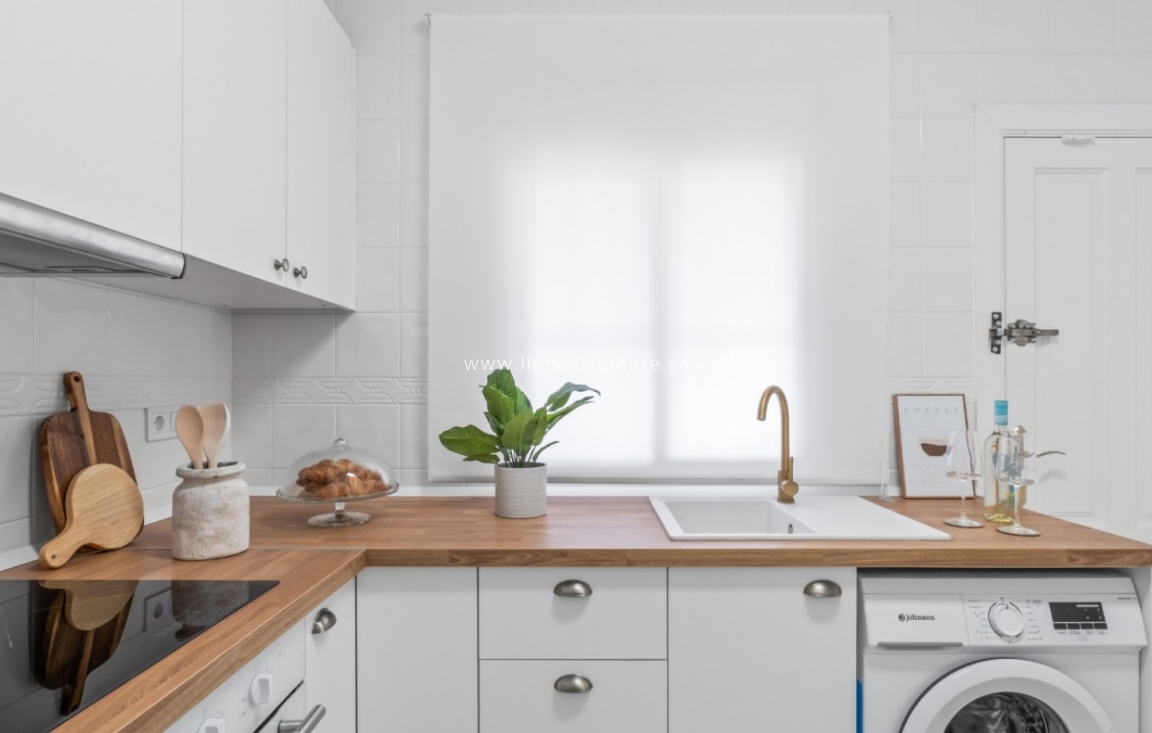 Перепродажа - Town House - Orihuela Costa - La Florida