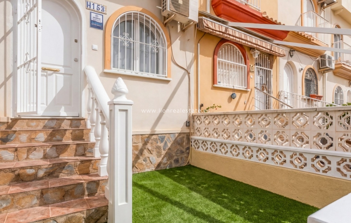 Перепродажа - Town House - Orihuela Costa - La Florida