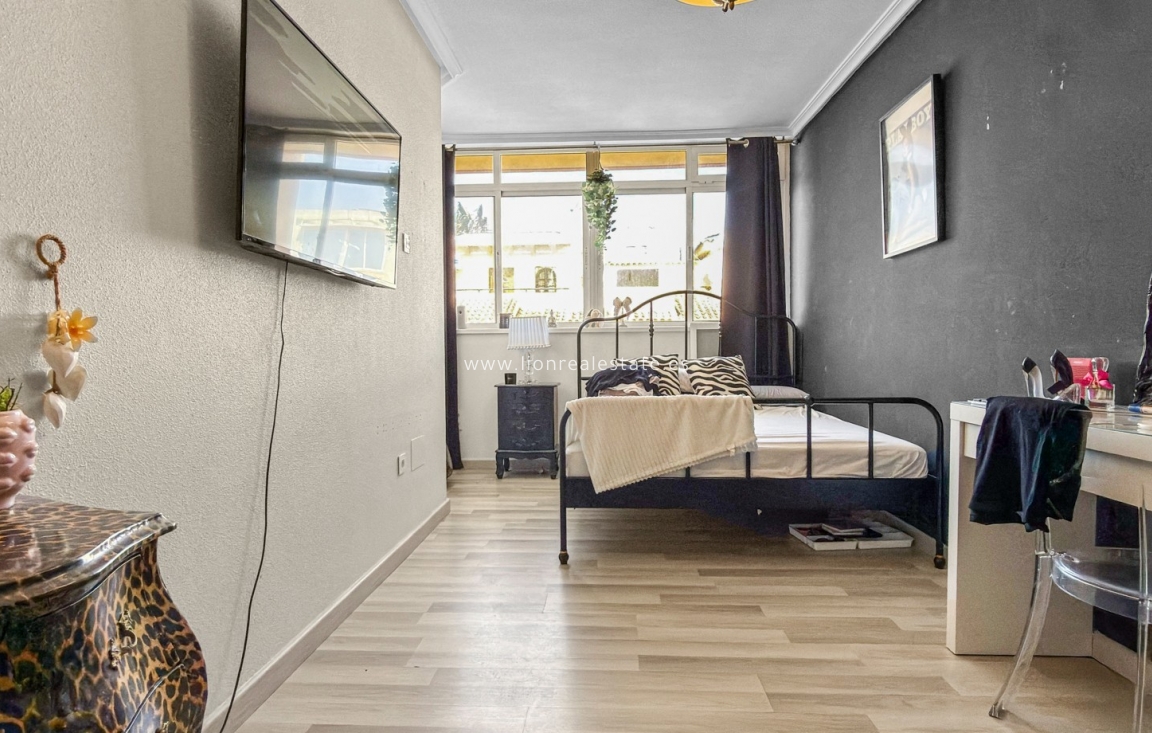 Перепродажа - Town House - Orihuela Costa - La Florida