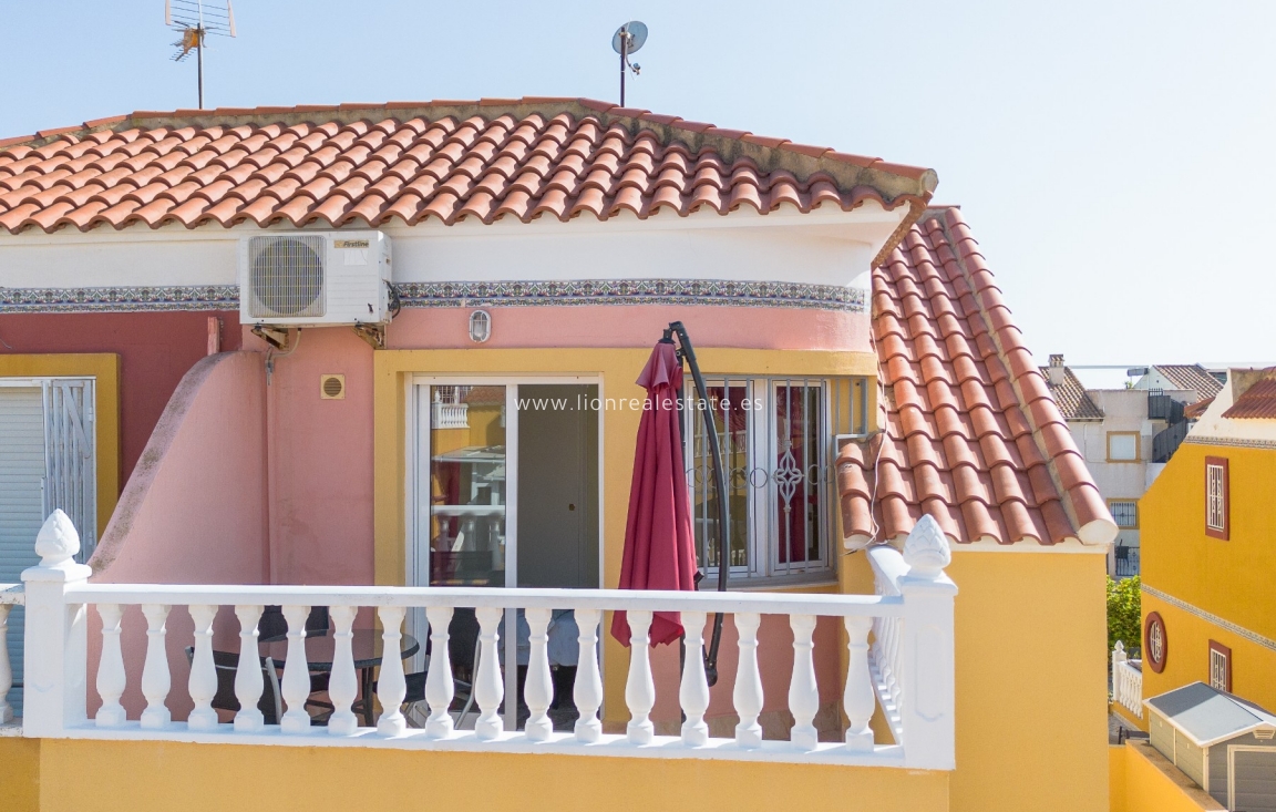 Перепродажа - Town House - Orihuela Costa - La Zenia