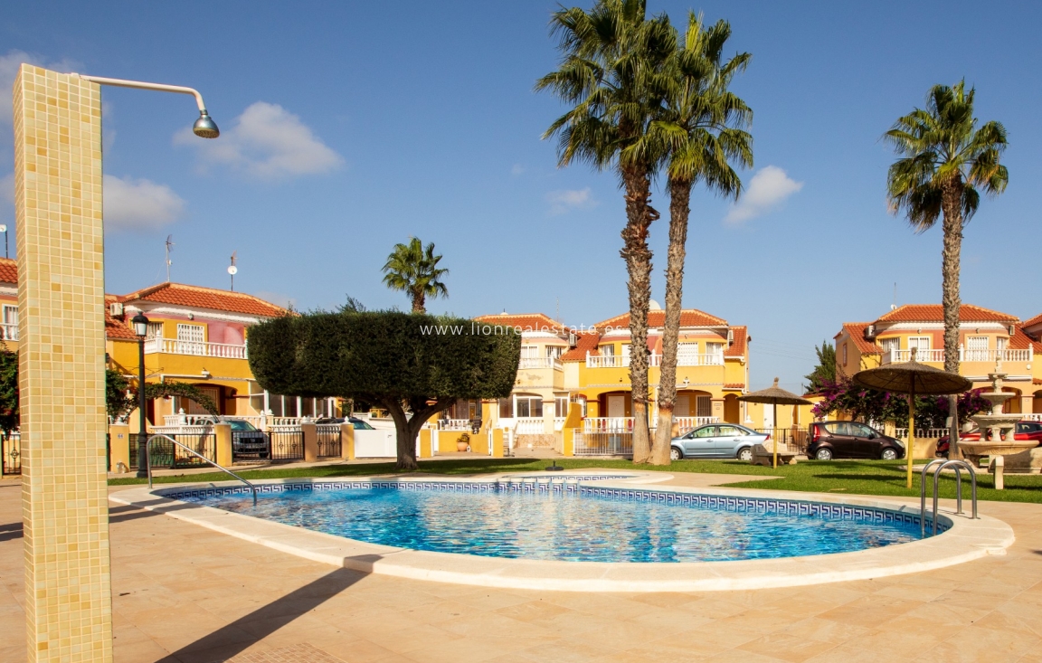 Перепродажа - Town House - Orihuela Costa - La Zenia