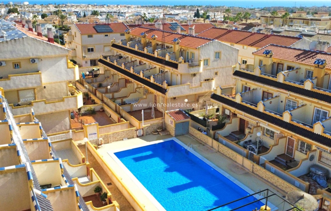 Перепродажа - Town House - Orihuela Costa - Los Altos