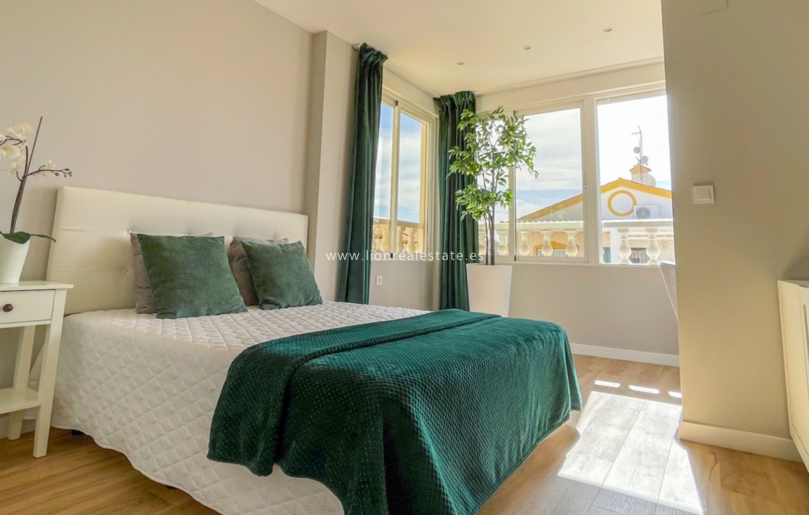 Перепродажа - Town House - Orihuela Costa - Los Altos *