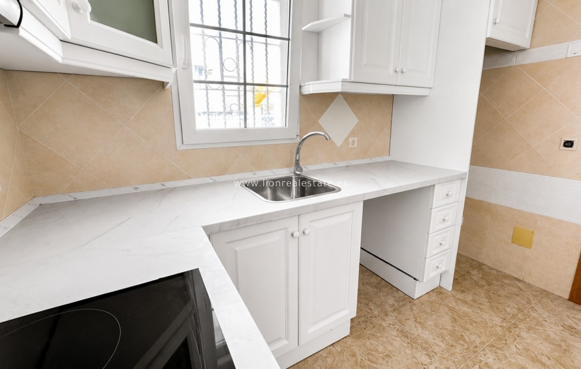 Перепродажа - Town House - Orihuela Costa - Playa Flamenca