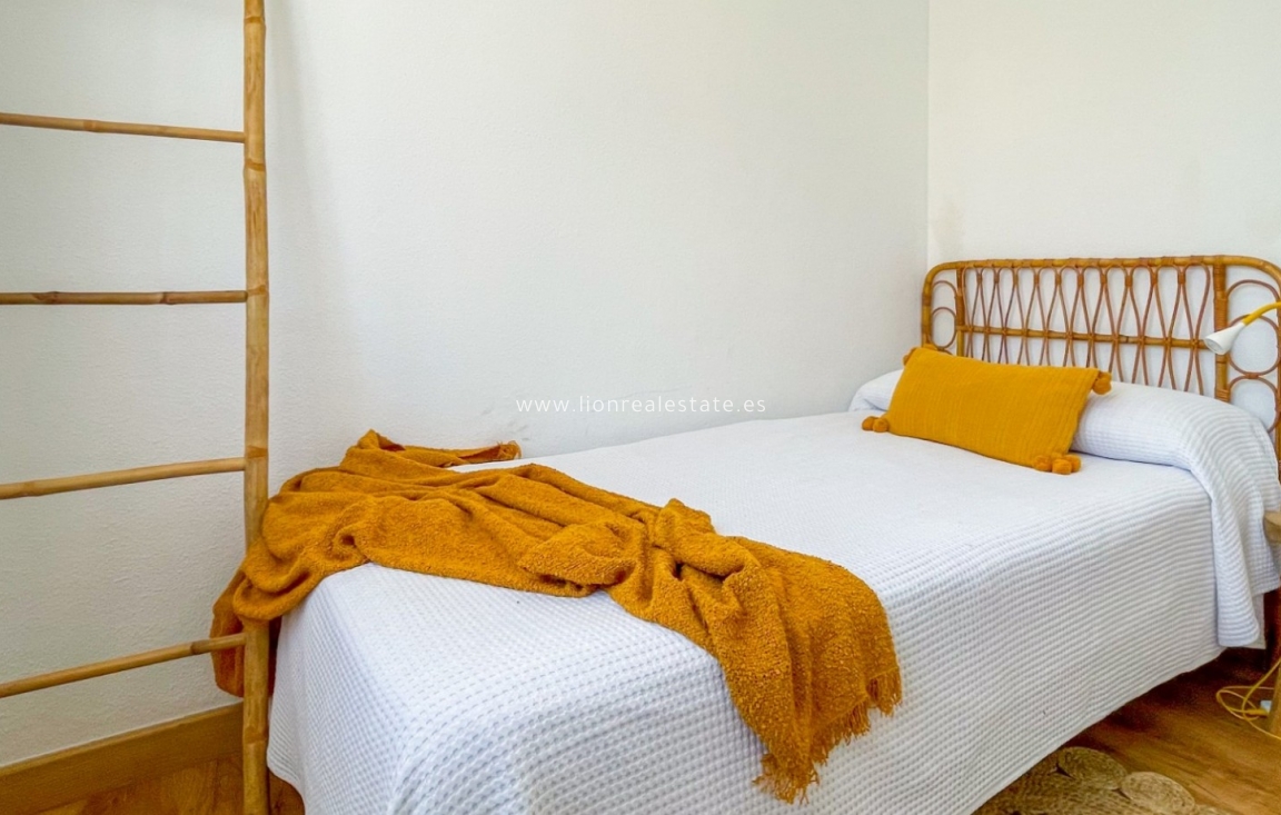 Перепродажа - Town House - Orihuela Costa - Playa Flamenca