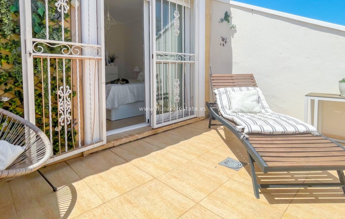 Перепродажа - Town House - Orihuela Costa - Punta Prima