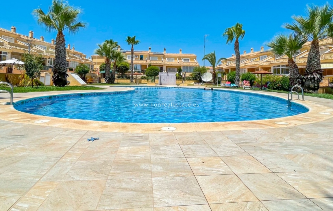 Перепродажа - Town House - Orihuela Costa - Punta Prima