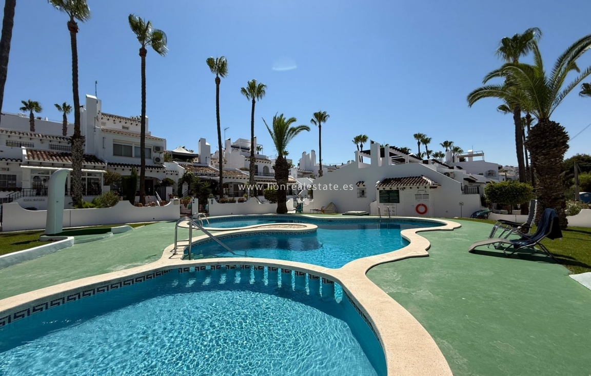 Перепродажа - Town House - Orihuela Costa - Villamartín