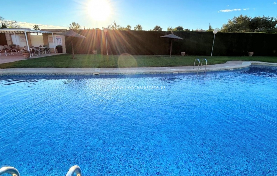 Перепродажа - Town House - Orihuela Costa - Villamartín