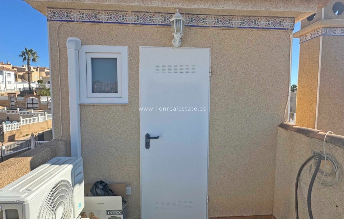 Перепродажа - Town House - Orihuela Costa - Villamartín