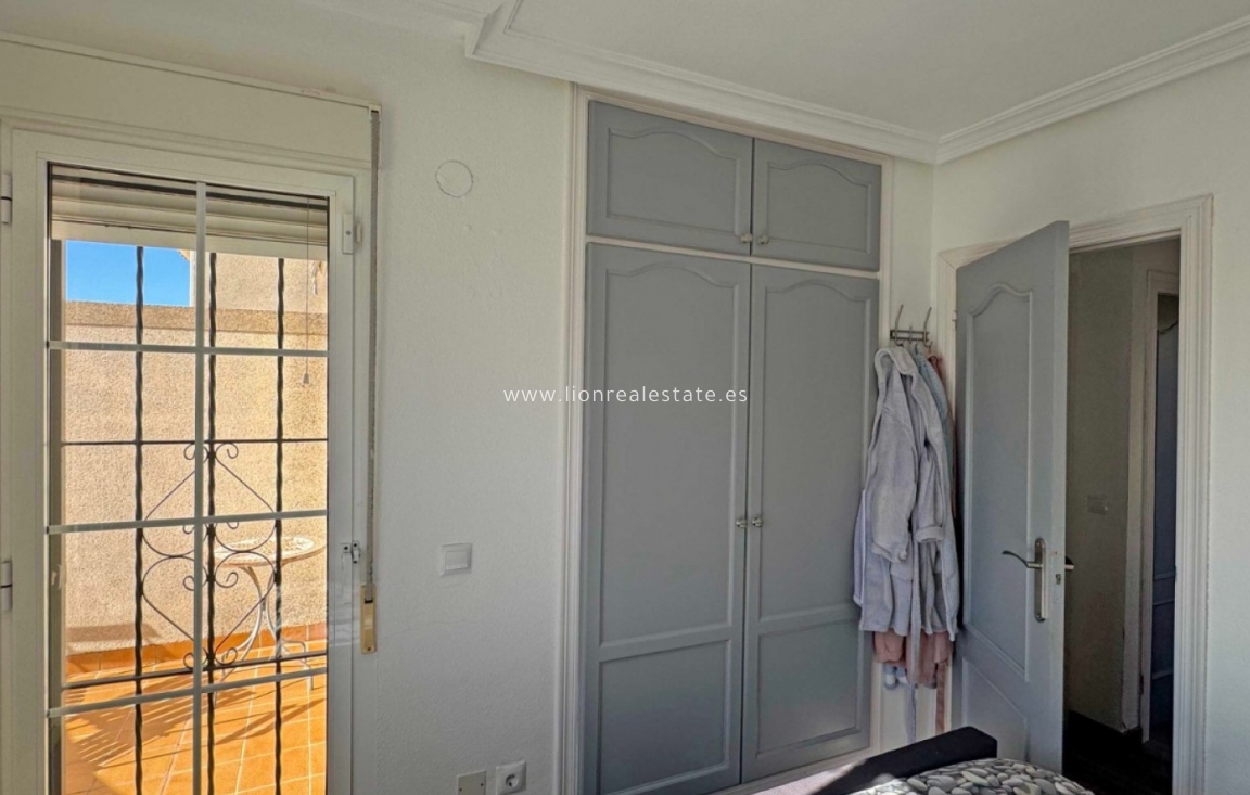 Перепродажа - Town House - Orihuela Costa - Villamartín