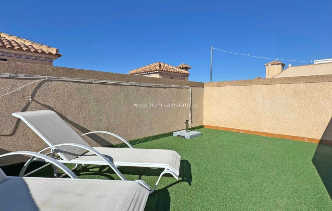 Перепродажа - Town House - Orihuela Costa - Villamartín