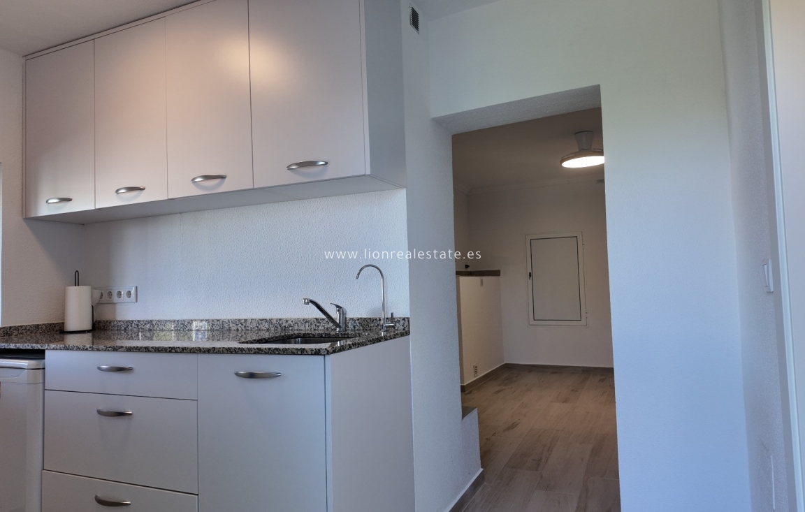 Перепродажа - Town House - Orihuela Costa - Villamartín