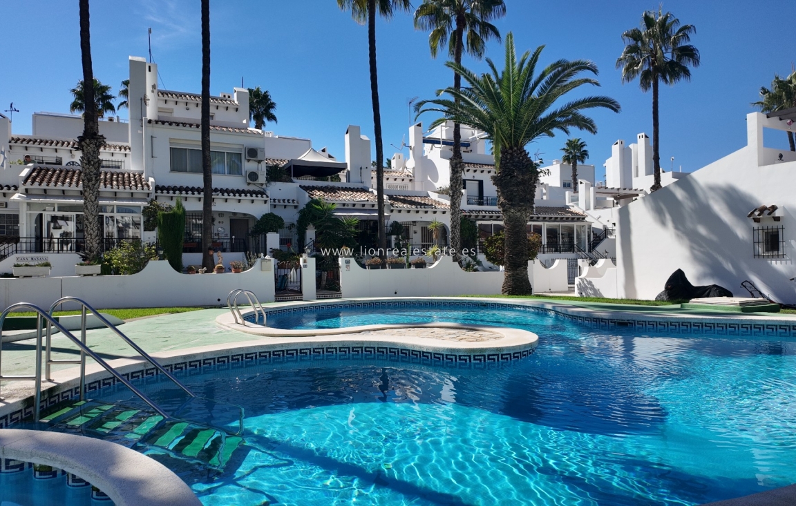 Перепродажа - Town House - Orihuela Costa - Villamartín